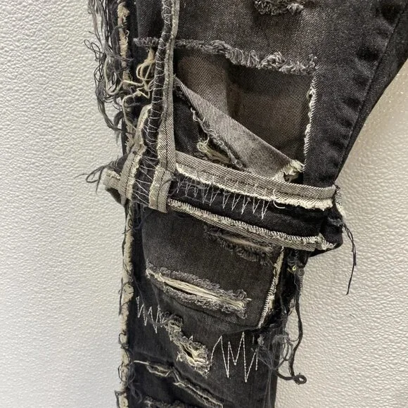 NEW WHO DECIDES WAR by Ev Bravado Gnarly Destroyed Denim Jeans – Black Size 32